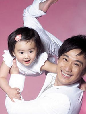 女儿是爸爸的前世情人 盘点明星<em>父女</em>温馨<em>家居</em>