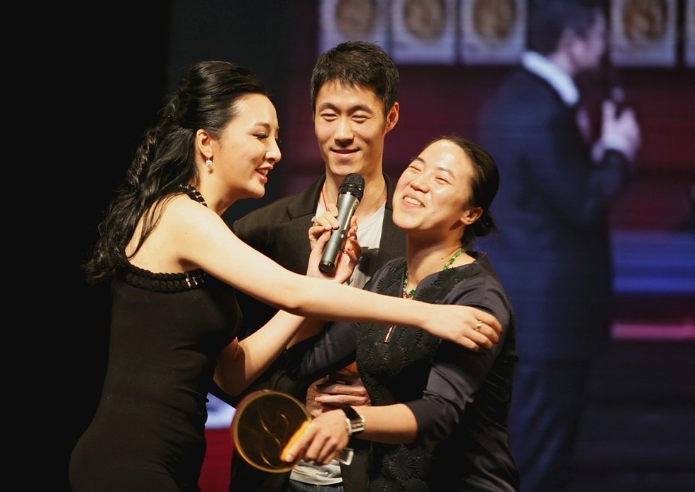 高清:王励勤携<em>女友首度</em>公开亮相 现场遭逼婚_
