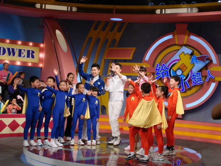 给力小超人花絮剧照