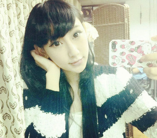 陈冠希嫩模前女友低调返学 否认双方发生性关