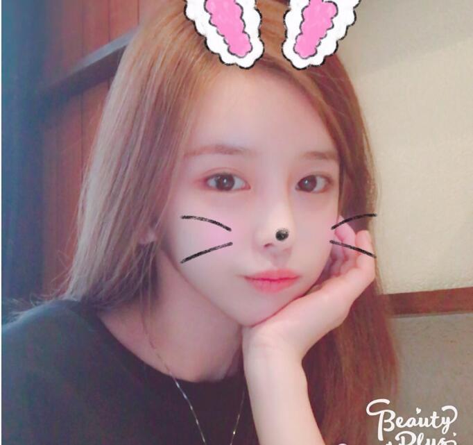 韩国第一主播尹素婉发新照 一句话都没说_游戏_腾讯网