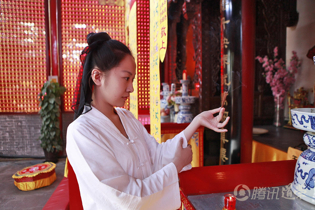 [转载]道教礼仪大全:详细图解,真人示范