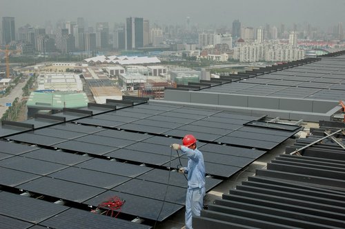 世博园建亚洲最大太阳能光伏建筑一体化发电站