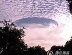 组图:世界各地千奇百怪的云层奇观