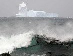 组图:上百座冰山正漂向新西兰