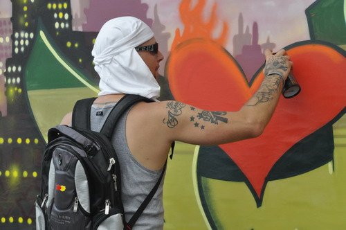 嘻哈文化进世博 涂鸦街舞音乐迸发热情(图)