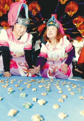 北方姑娘最爱玩的嘎拉哈