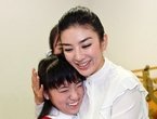 HD: Huang pojavili su se u završnoj svečanosti u interakciji s slijepe djece majki veliku kosu