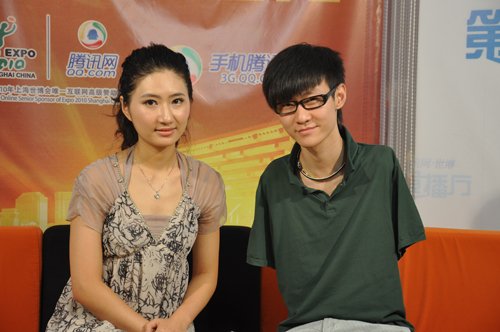 断臂刘伟笑对人生双脚奏琴缘 观博必去中国馆