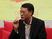 Yunnan Muzej zamjenik kustos Guo Pet dinastije