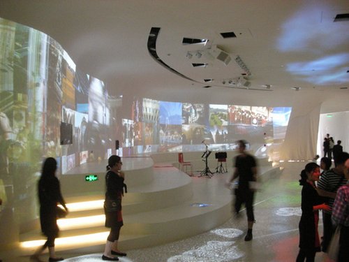 奥地利馆气候怡人 可欣赏艺术家精彩音乐演奏