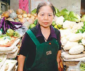 南方周末：有尊严 小菜摊也能撬动世界