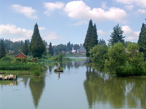 江苏群英荟萃美丽江南 鱼米之乡经济位居前列