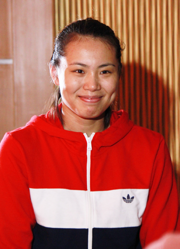 中国<em>女排接应</em>新秀曾春蕾做客《冲刺伦敦》