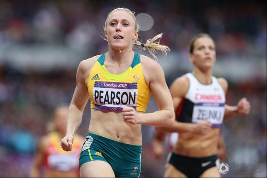 女子100米栏-佩尔森力压美国强敌 破纪录夺冠