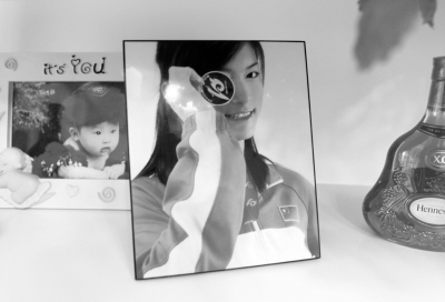 因训练满手长茧