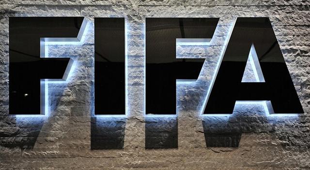 打脸 FIFA忍无可忍向阿根廷开天价罚单_国际足