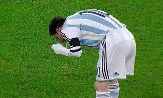 阿根廷主帅:梅西呕吐是因为心理压力过大 _世界杯_腾讯网