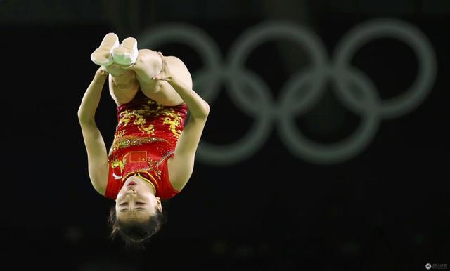 蹦床公主几度泪洒里约 告别赛场人生重新开始