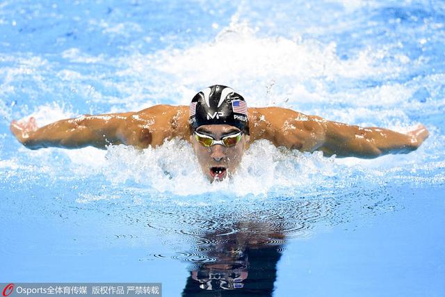 100米蝶泳半决赛菲尔普斯强力冲刺 获小组第2