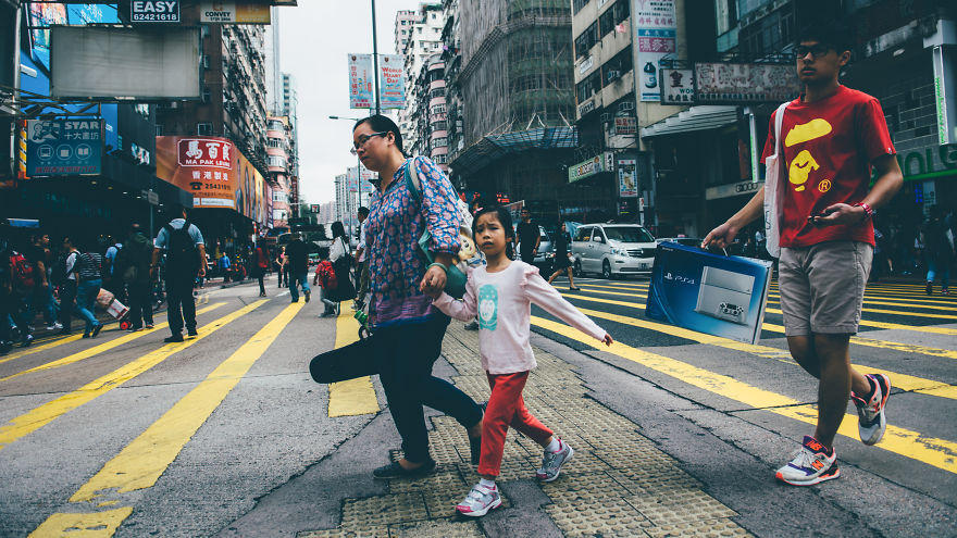 在城市人口密集_香港作为人口最密集的城市之一,每天在街头上都会发生各种有(3)