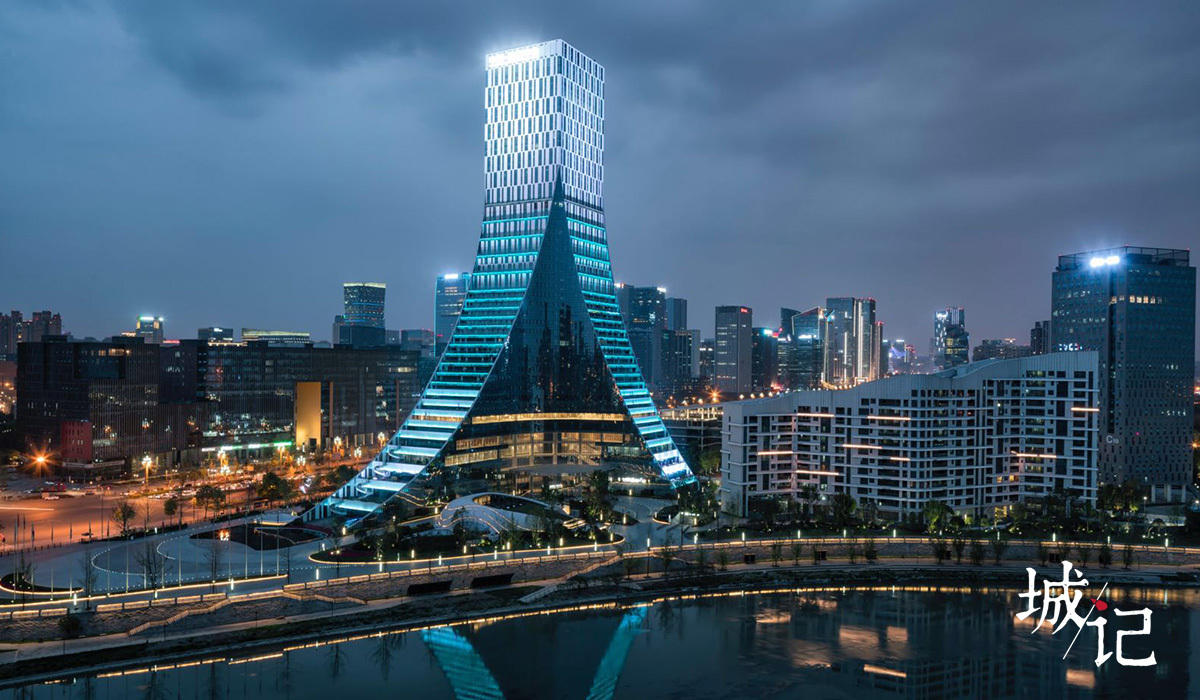 2019年成都经济总量排名_成都经济排名(2)