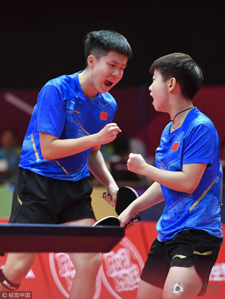 高清:乒乓球混双中国组合会师决赛 王楚钦/孙颖莎夺冠