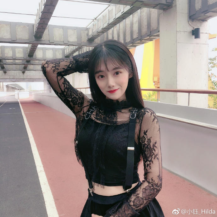 rookie女友跳k/da舞蹈 秀恩爱超甜