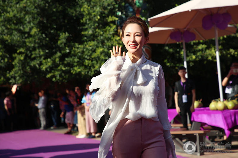 潘晓婷亮相女子九球锦标赛 期待展现最好的自己(图)