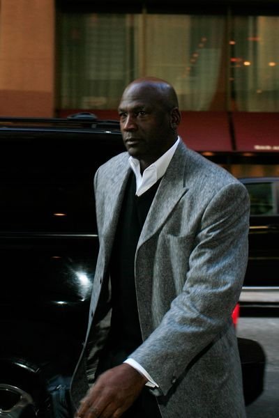 迈克尔·乔丹_迈克尔乔丹收入