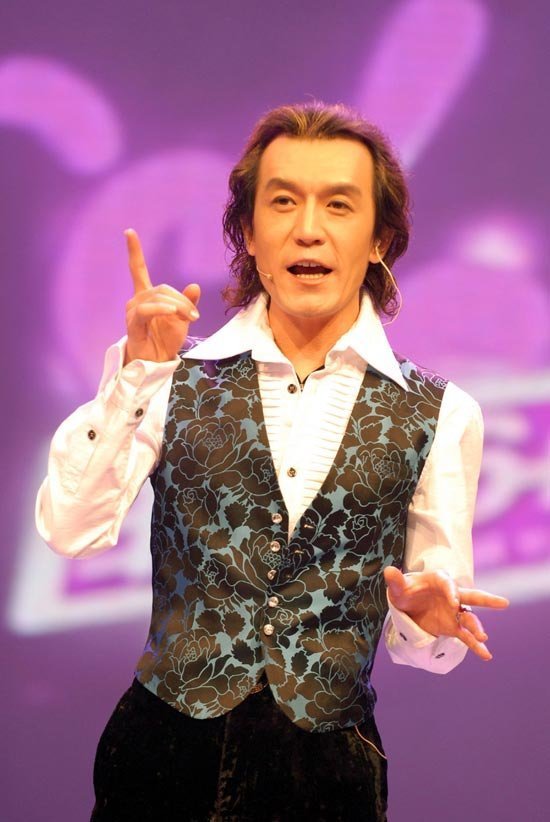 李咏简历个人资料简介及民族,李咏的百科
