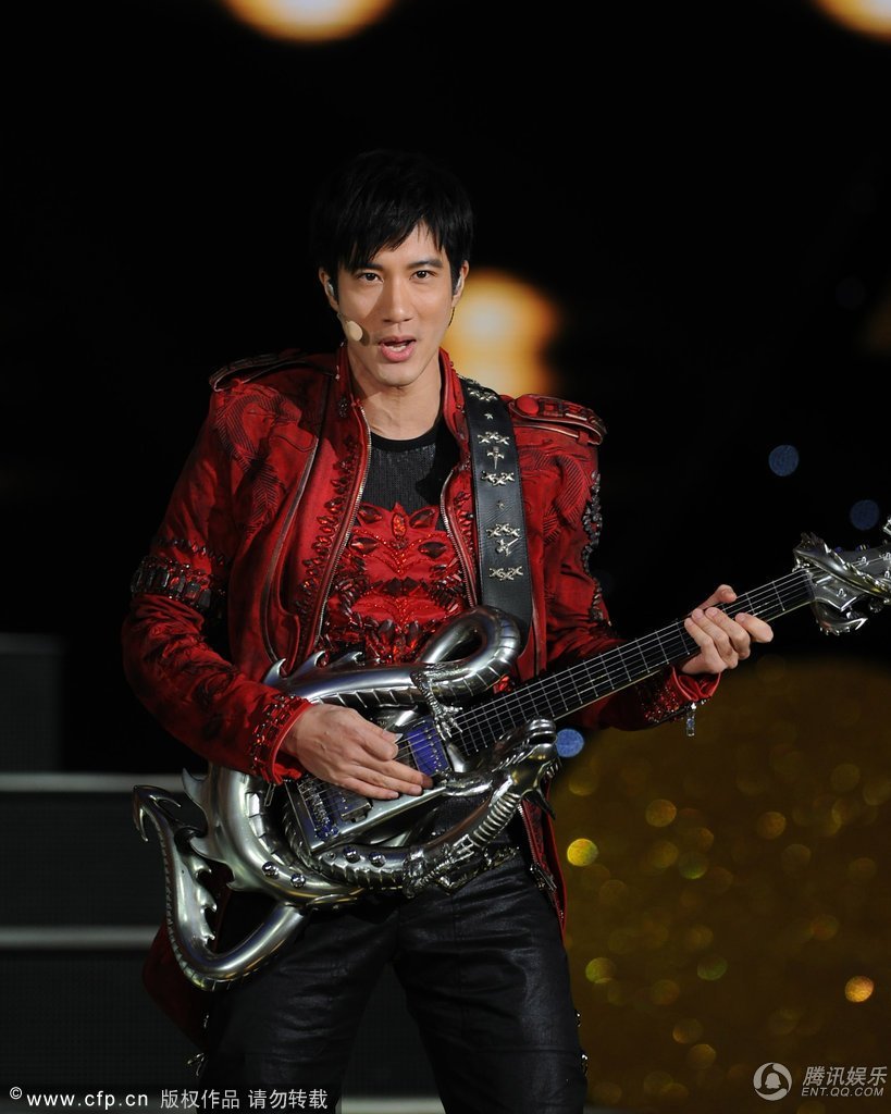  2012春晚 ,你被谁秒到了? 王力宏 还是陈坤?还是