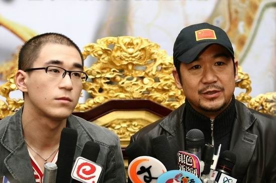 张默因吸毒被拘留13日 已被送拘留场所执行