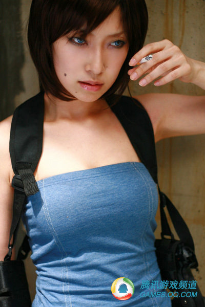 《<em>生化危机</em>2》主角吉尔COS 碧眼魅力风情 - 动