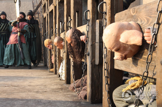 《新西游记》猪八戒带墨镜耍酷 揭秘猪头诞生