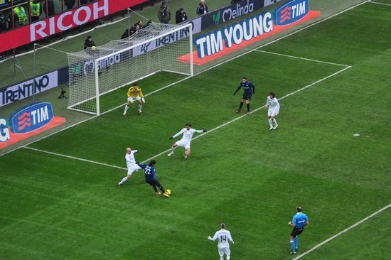 腾讯直击国米主场受辱 亲历蓝黑军更衣室风暴