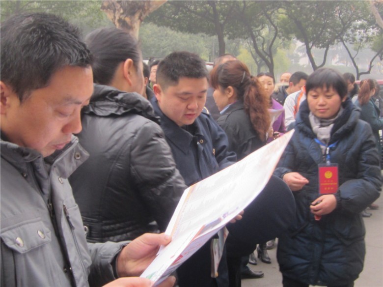 宜昌万名消费者评诚信 十万张固定选票25日首