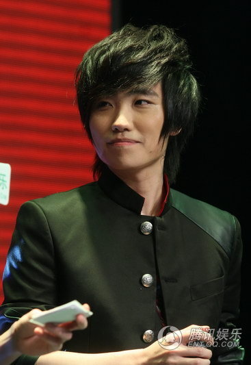 徐良发新专辑《不良少年》 现场大秀舞技-新专