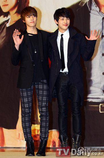 《赤道的男人》发布会 严泰雄李宝英等主演亮相-发布会,电视剧,kbs,tvdaily,2tv,中文版,李贤宇,的-安徽广播网-新闻中心