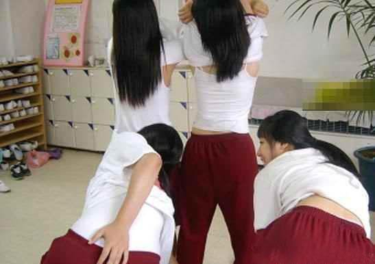 <em>女生那点事</em>你知,? ?-?_恋爱_胖人服饰网