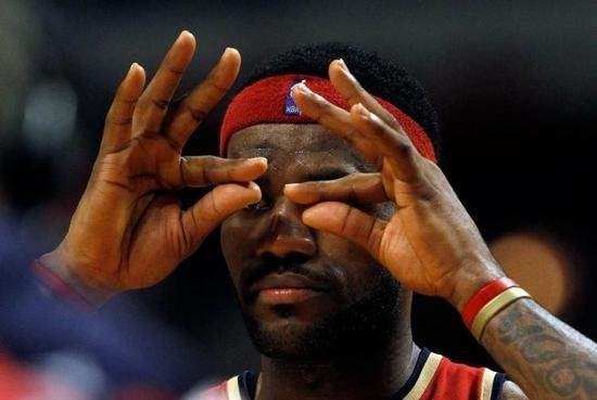 30大球员手势:科比詹皇霸气 <wbr>基德穆大叔经典 30大球员手势:科比詹皇霸气 <wbr>基德穆大叔经典