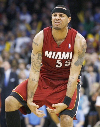 30大球员手势:科比詹皇霸气 <wbr>基德穆大叔经典 30大球员手势:科比詹皇霸气 <wbr>基德穆大叔经典