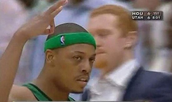 30大球员手势:科比詹皇霸气 <wbr>基德穆大叔经典 30大球员手势:科比詹皇霸气 <wbr>基德穆大叔经典