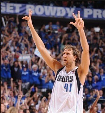 30大球员手势:科比詹皇霸气 <wbr>基德穆大叔经典 30大球员手势:科比詹皇霸气 <wbr>基德穆大叔经典