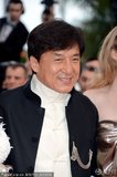 《锈与骨》首映 杨幂低胸裙亮相成龙范冰冰助阵