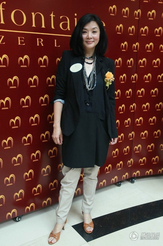 <em>陈玉莲</em>否认曾被刘德华暗恋 他那时太<em>年轻</em> - 娱