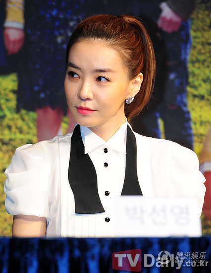 《没有你无法活下去》举行发布会