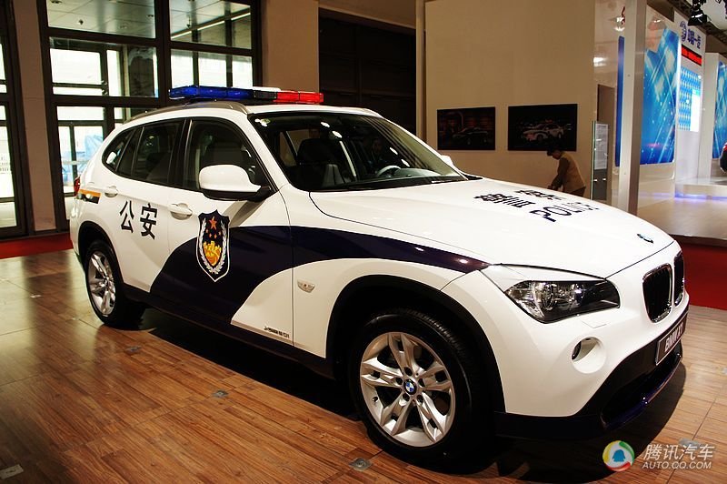 高清：会飞的警车很疯狂 各种惊爆你的眼球图片