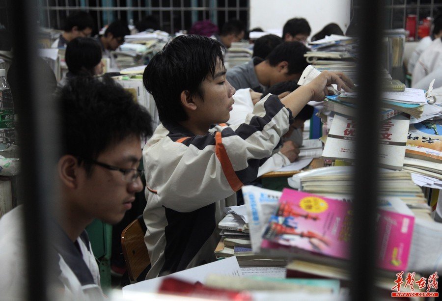 衡阳高三学生最后一晚自