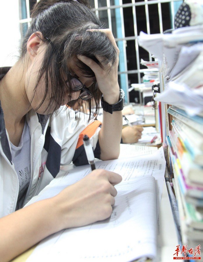 衡阳高三学生最后一晚自